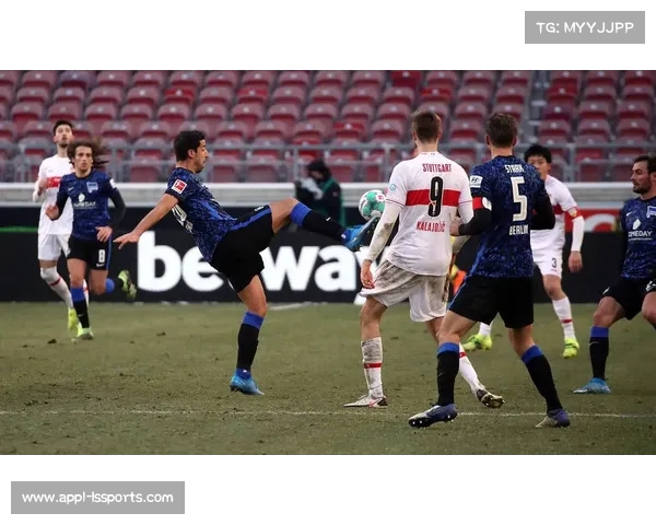 沙特联赛第21轮：利雅得新月3-1吉达联合，领头羊稳居榜首